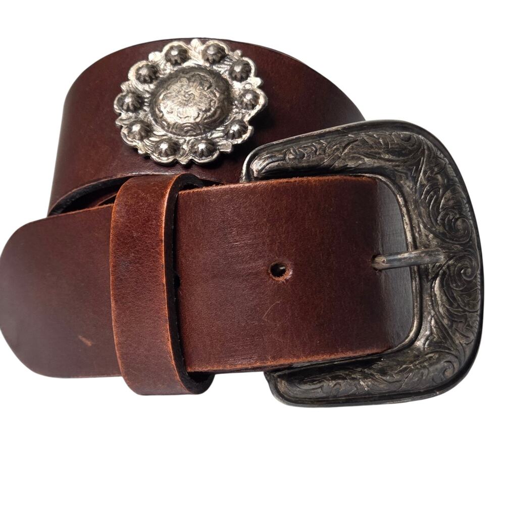 The Limited Womens Brown Leather Studded Belt Silver Buckle SZ Medium‎ Western